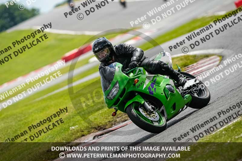 anglesey;brands hatch;cadwell park;croft;donington park;enduro digital images;event digital images;eventdigitalimages;mallory;no limits;oulton park;peter wileman photography;racing digital images;silverstone;snetterton;trackday digital images;trackday photos;vmcc banbury run;welsh 2 day enduro